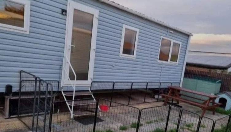 Photo 1 - Lovely Multiple dog Friendly Caravan Rhyl