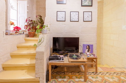 Photo 18 - Senglea, Typical Seaview Townhouse