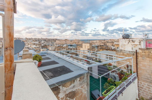 Foto 20 - Senglea, Typical Seaview Townhouse