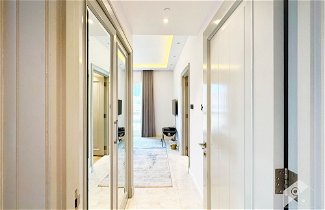 Photo 2 - Luxurious Apartment With Iconic Burj View