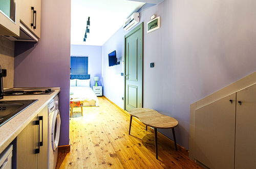 Photo 4 - Studio Flat Close to Kennedy Avenue in Fatih