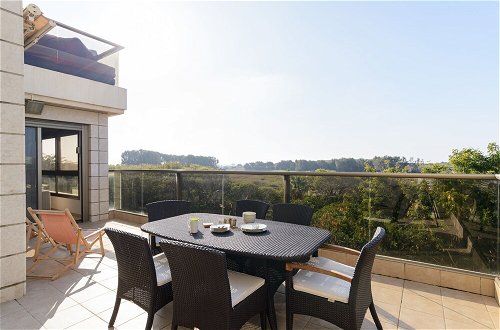 Foto 16 - Comfort with Terrace over the Hills by FeelHome