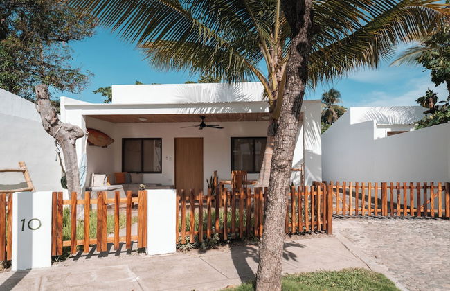 Coco Surf Tropical Village - Photo 22