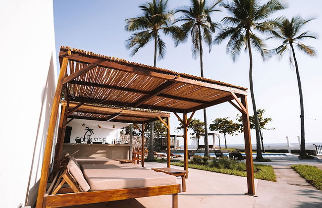 Coco Surf Tropical Village - Photo 21