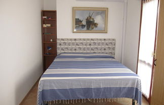 Foto 2 - Comfy Flat With Balcony at 30metres From the Beach