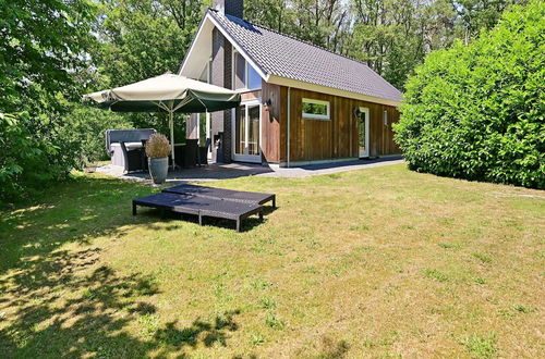 Foto 48 - Enticing Holiday Home in Reutum With Sauna