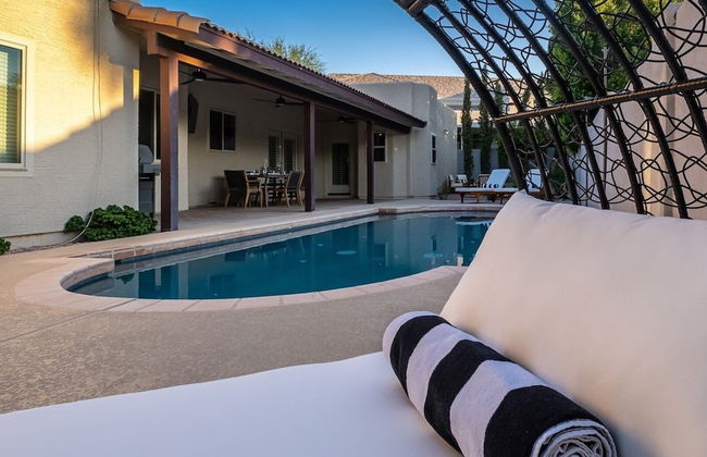 Luxury Lookout Canyon 5 Bdrm Stunner W/htd Pool! - Foto 18