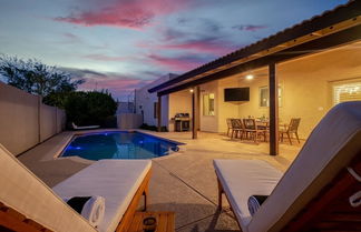 Foto 1 - Luxury Lookout Canyon 5 Bdrm Stunner W/htd Pool