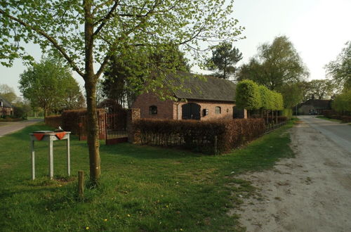 Photo 22 - Lovely Holiday Home in Valkenswaard near Forest