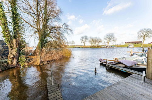 Foto 23 - Nice Holiday Home With Boat and Jetty