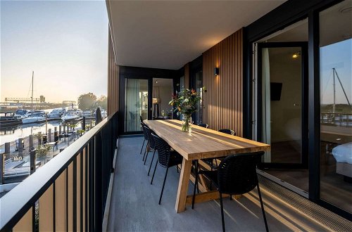 Photo 8 - Beautiful Apartment With Balcony