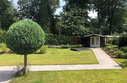 Photo 18 - Unique Chalet in Harderwijk With Large Garden