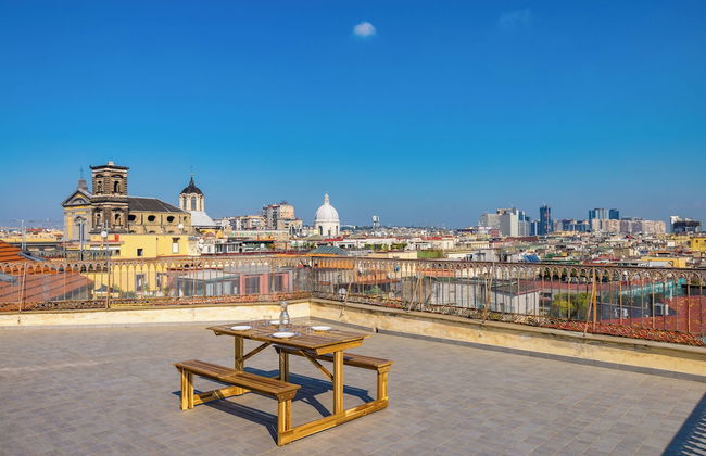 Un Terrazzo Panoramico su Napoli - Photo 12