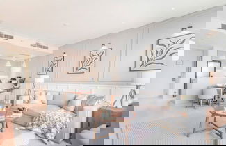 Foto 1 - Lux 1BR Downtown Near Burj Khalifa Dubai Mall
