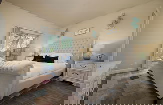 Photo 2 - Charming Bend Sanctuary for 6!