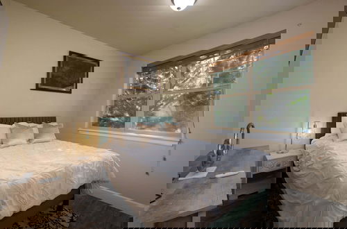 Foto 3 - Charming Bend Sanctuary for 6!