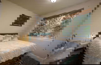 Foto 3 - Charming Bend Sanctuary for 6!