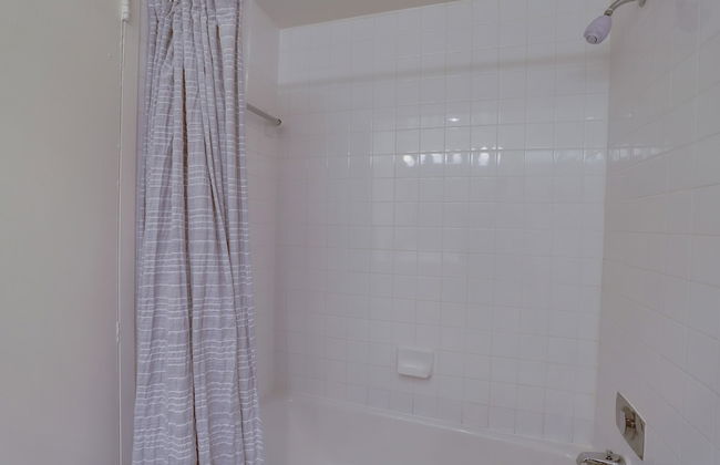 Crystal City Condo w Top Amenities - Foto 31