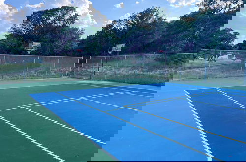 Foto 56 - 4 2 wow 180 Lake Views hot tub Pickleball Tennis POA Court EV Charger Wheelchair Ramp POA Pool
