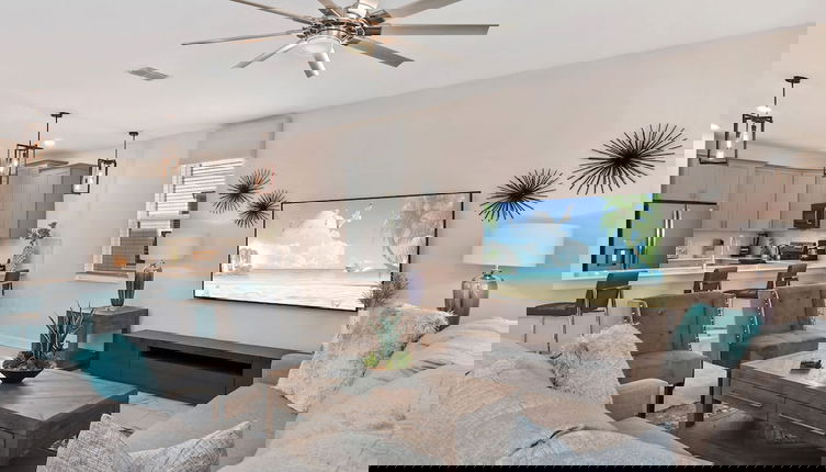 Photo 1 - Home 9 Bed Pool Best Location Storey Lake
