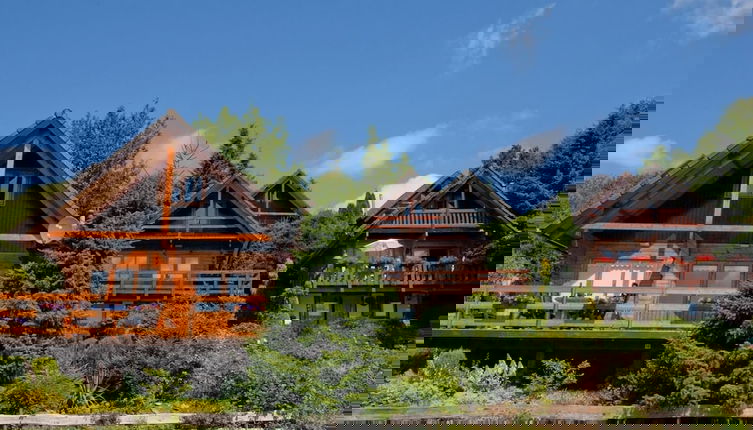 Foto 1 - Cozy Holiday Home With a View of the Green Valley