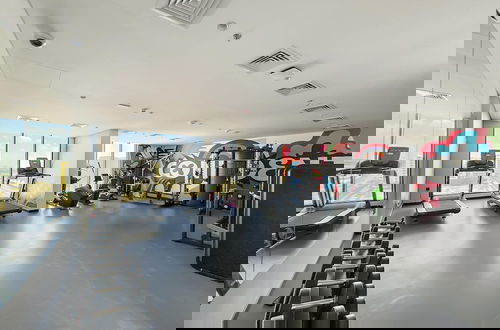 Foto 13 - Modern Studio in Al Furjan With Pool gym and Game