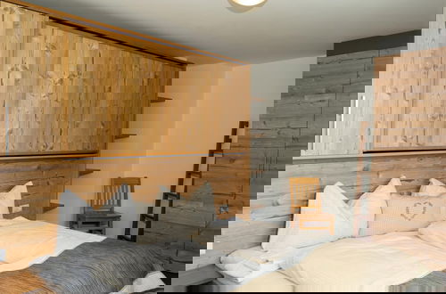 Photo 5 - Apartment in Tyrol With Mountain-views