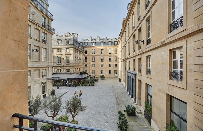Sumptuous Apartment Louvre/palais Royal - Photo 17