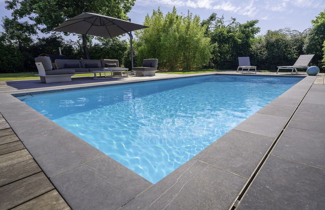 Rustic Retreat w/ Pool - Foto 19