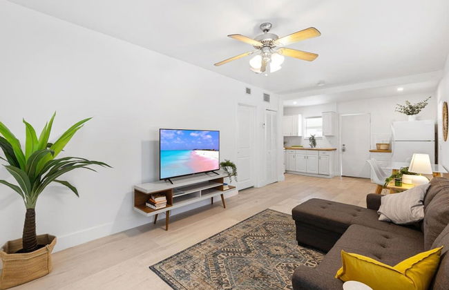 Dreamy 1-bedroom apt Walking Distance to Las Olas - Foto 2