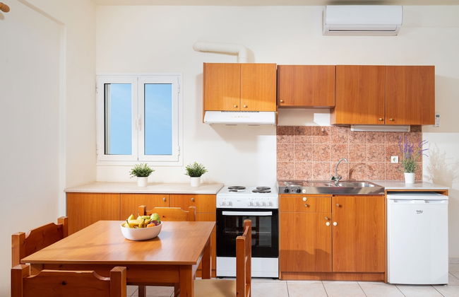 Mylos Apartments - Photo 9