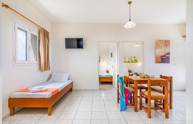 Mylos Apartments - Photo 13
