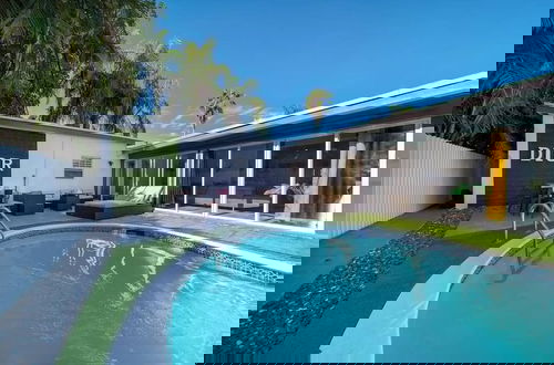 Photo 4 - Spacious Home With Heated Pool