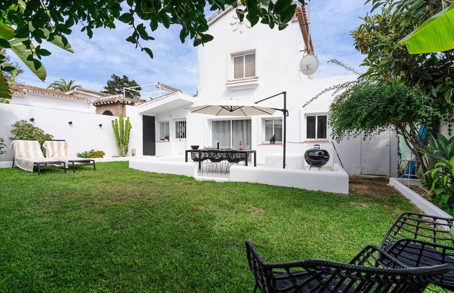 Cosy Holiday Home Near Beach - Foto 33