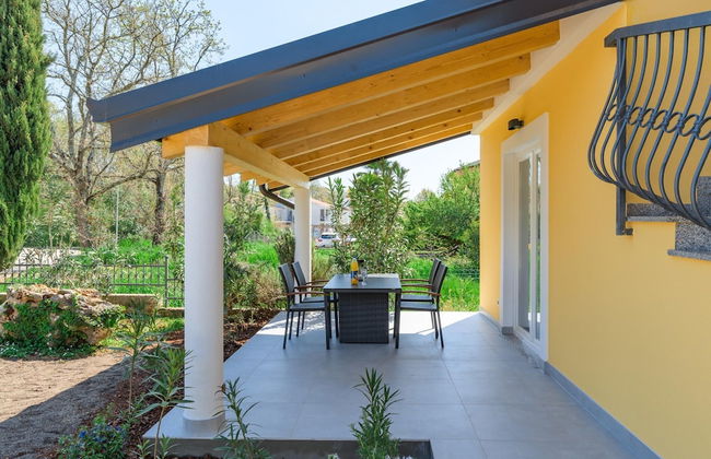 Attractive Apartment With Garden - Foto 12