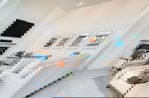 Foto 11 - Polo Villa 11 by Avantstay Bright Interior w Outdoor Bocce Ball Pool Spa 260330 5 Bedrooms