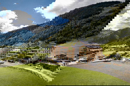 Foto 1 - Lovely Apartment With Mountain Views