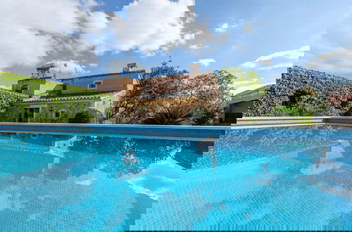 Foto 19 - Nice Villa With Private Pool