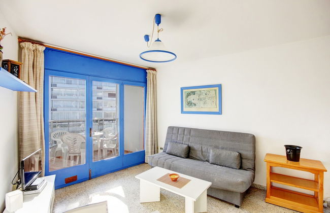 Apartment in Roses on the Beachfront - Foto 1