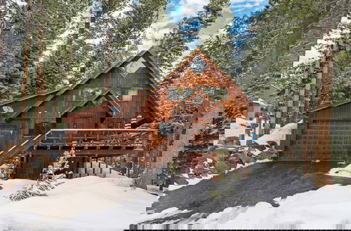 Foto 1 - Private Deck, Fireplace, and Ski Access Near Northstar The Lazy Bear