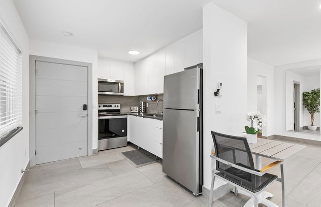 Unique Retreat - Unit D: Cool 2nd-floor Retreat - Foto 6
