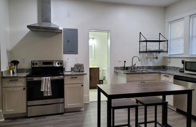 Walk to Duke Campus 1 Bedroom in Trinity Park - Foto 5