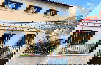Foto 2 - Ourano -gastouri Village Center