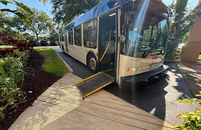 Disney Epic 1st Floor Shuttle - Foto 61