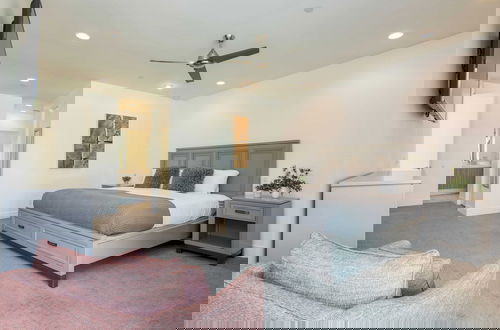 Foto 25 - Sleeps 40 3 Luxe Villas Next to Empire Polo Club Putting Green & Pickleball
