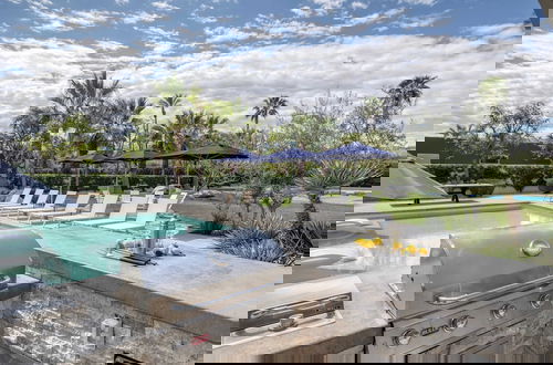 Foto 35 - Sleeps 40 3 Luxe Villas Next to Empire Polo Club Putting Green & Pickleball