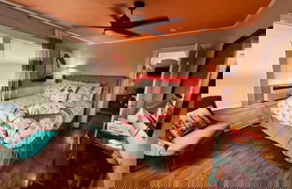 Foto 2 - Funky Flamingo