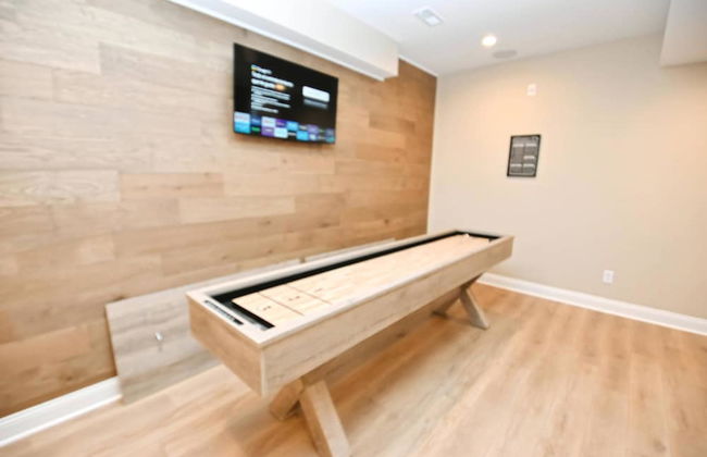 Brand New Luxury Townhouse Steps To Notre Dame Fire Place Fire pit 1418 - Photo 24