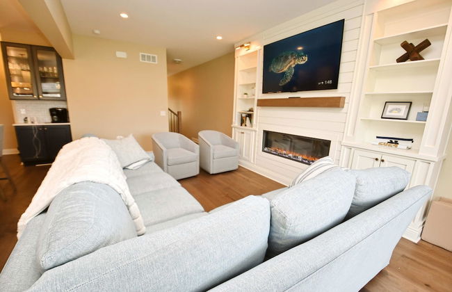 Brand New Luxury Townhouse Steps To Notre Dame Fire Place Fire pit 1418 - Photo 3