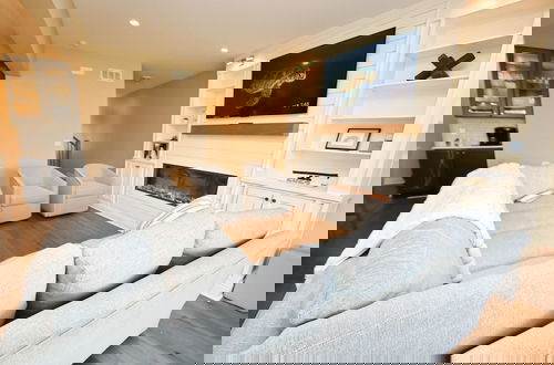 Foto 4 - Brand New Luxury Townhouse Steps To Notre Dame Fire Place Fire pit 1418